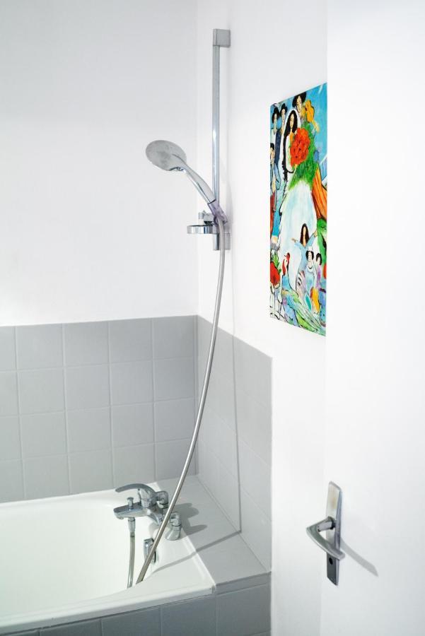 Mama With Aircon Including Parking 2 Cars Apartment Colmar Exterior photo