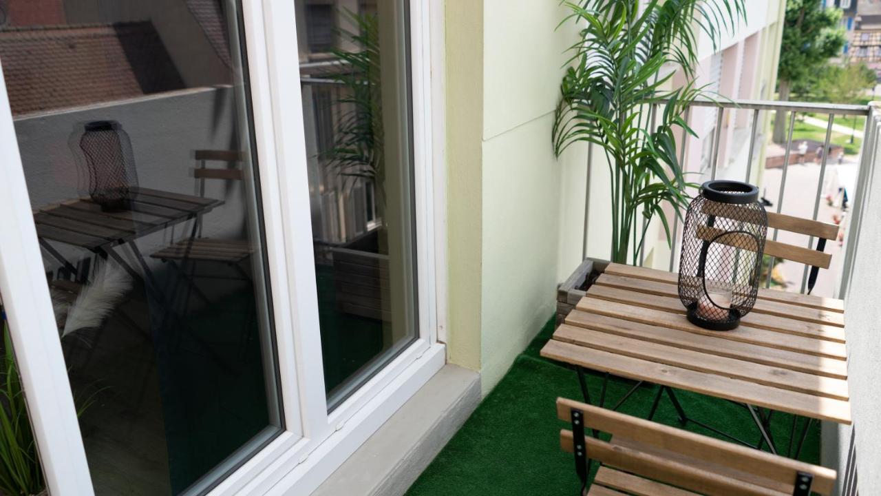 Mama With Aircon Including Parking 2 Cars Apartment Colmar Exterior photo
